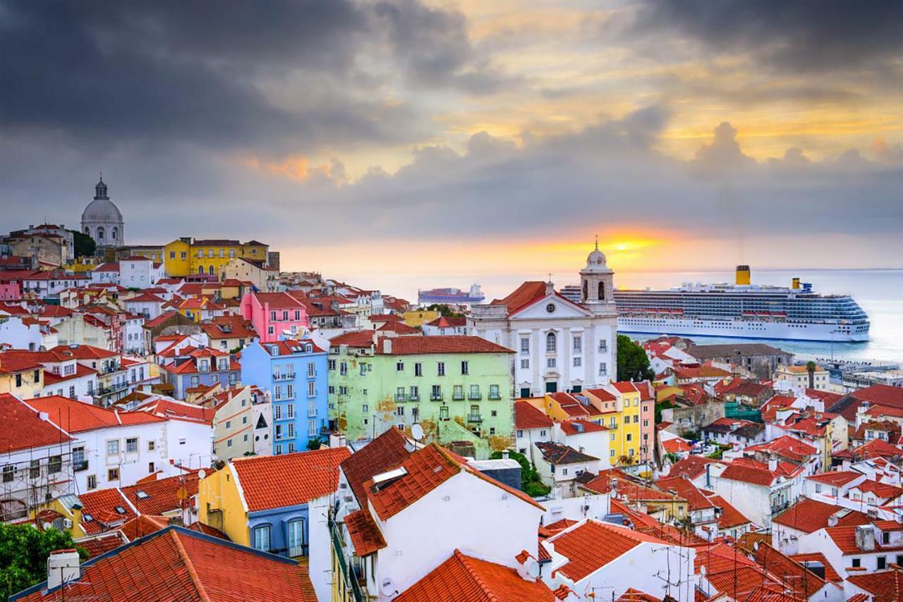 Romantichome At Alfama'S Heart Lisbona Esterno foto